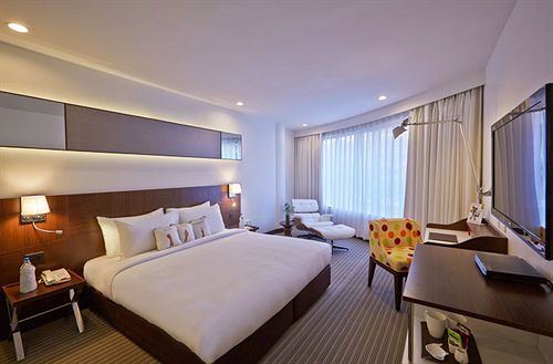 K10 Hotel Vadodara Buitenkant foto